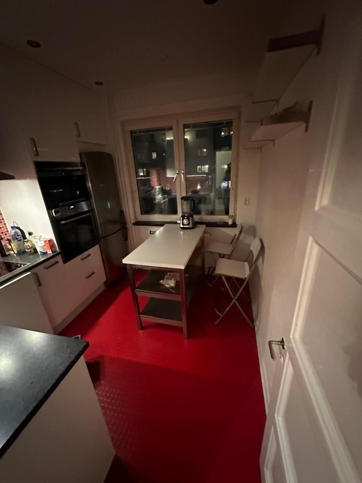 Modern Central Gothenburg Apartment With Balconies And Full Kitchen For Up To 5 Guests Exteriör bild